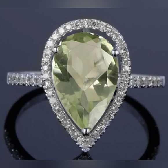 4.00 CTTW Lab Created Green Amethyst Gemstone Pear Cut Sterling Silver Ring - Picture 3 of 4